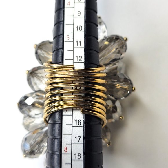 Swaroski Crystal Ring Flamboyant Unique Crystal Bicone Beaded Cluster Ring - Picture 4 of 12